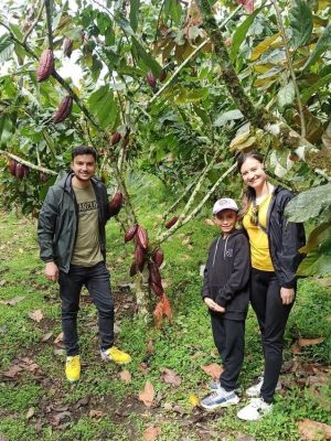 cacao-jonathan-family